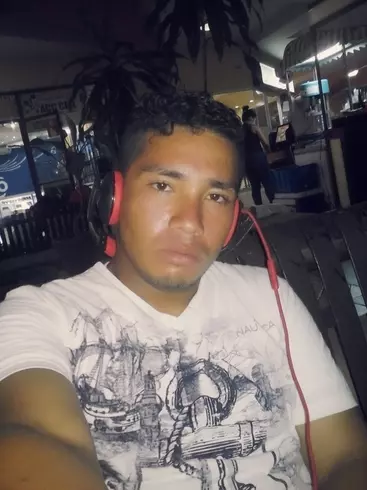 Chico de 29 busca chica para hacer pareja en Choloma, Honduras