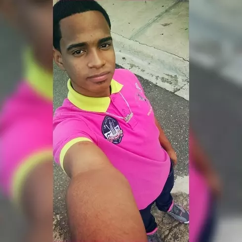 Chico de 27 busca chica para hacer pareja en Santiago, República Dominicana