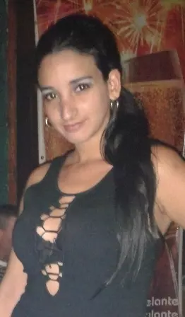 Chica de 35 busca chico para hacer pareja en Villa clara, Cuba