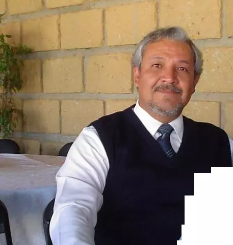 Hombre de 61 busca mujer para hacer pareja en Toluca, México
