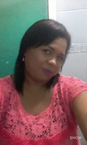 Mujer de 48 busca hombre para hacer pareja en Cartagena, Colombia