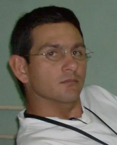 Hombre de 46 busca mujer para hacer pareja en Las tunas., Cuba