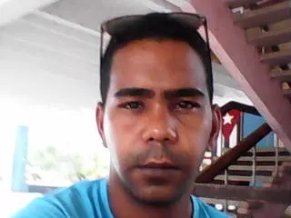 Chico de 35 busca chica para hacer pareja en Santa clara, Cuba
