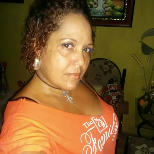 Mujer de 56 busca hombre para hacer pareja en Santiago, República Dominicana