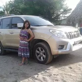 Mujer de 41 busca hombre para hacer pareja en Tela, Honduras