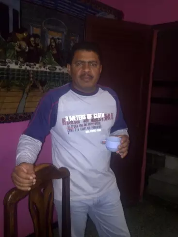 Hombre de 56 busca mujer para hacer pareja en Caracas, Venezuela