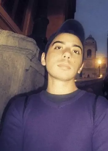 Hombre de 37 busca mujer para hacer pareja en Roma, Italia