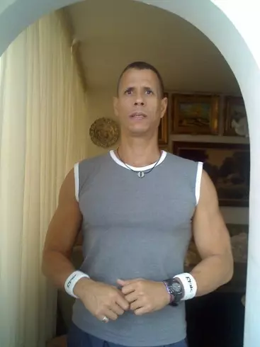Hombre de 59 busca mujer para hacer pareja en Caracas, Venezuela