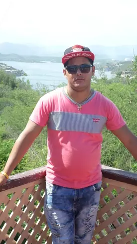 Chico de 32 busca chica para hacer pareja en Isla De La Juventud, Cuba