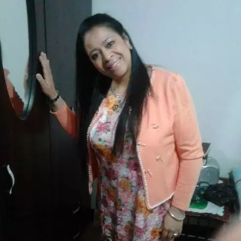 Mujer de 55 busca hombre para hacer pareja en Manizales, Colombia