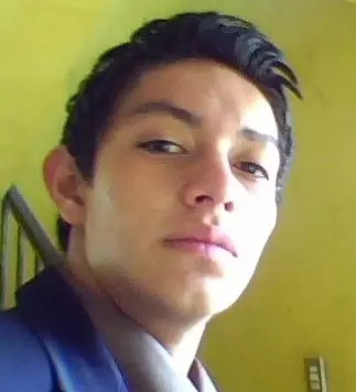Chico de 32 busca chica para hacer pareja en Huehuetenango, Guatemala