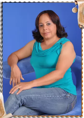 Mujer de 56 busca hombre para hacer pareja en San Pedro de Macorís, República Dominicana