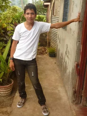 Chico de 28 busca chica para hacer pareja en Chinandega, Nicaragua