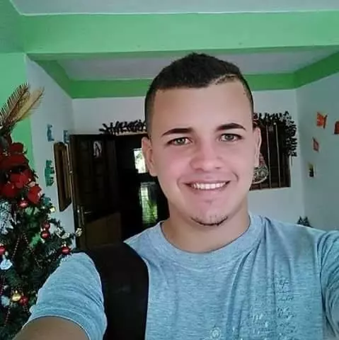 Chico de 28 busca chica para hacer pareja en Carupano, Venezuela