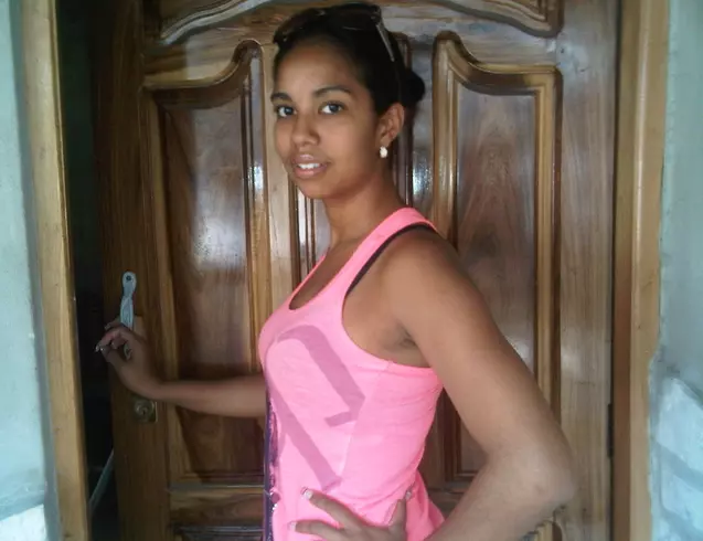 Chica de 33 busca chico para hacer pareja en Las tunas., Cuba