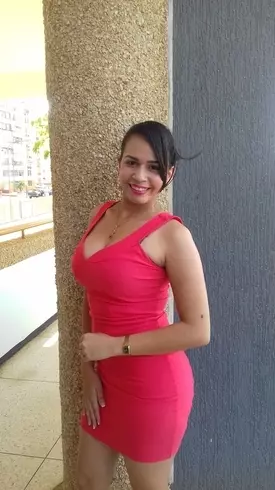 Chica de 30 busca chico para hacer pareja en Maracaibo, Venezuela