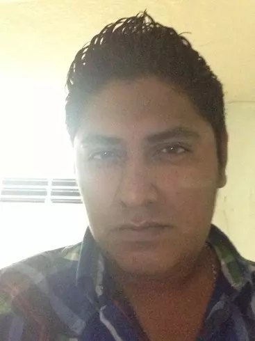 Hombre de 36 busca mujer para hacer pareja en Tabasco, México