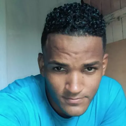 Hombre de 39 busca mujer para hacer pareja en Santo Domingo, República Dominicana