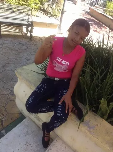 Chica de 32 busca chico para hacer pareja en San Pedro De Macoris, República Dominicana