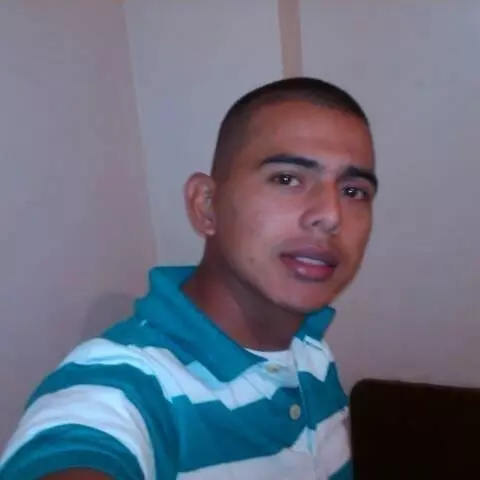 Hombre de 36 busca mujer para hacer pareja en Puerto la cruz, Venezuela
