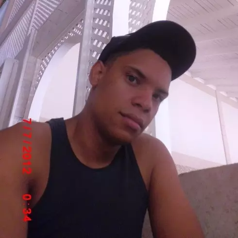 Chico de 34 busca chica para hacer pareja en San Juan, Puerto Rico