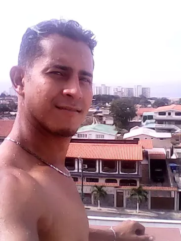 Hombre de 36 busca mujer para hacer pareja en Vargas, Venezuela