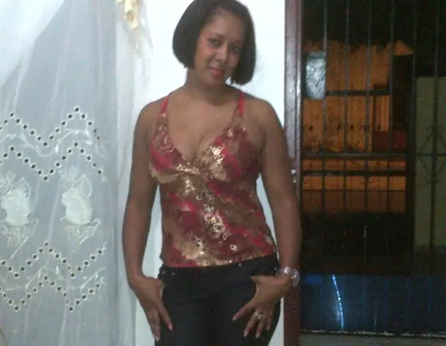 Mujer de 47 busca hombre para hacer pareja en Santo Domingo, República Dominicana