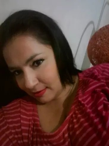 Mujer de 36 busca hombre para hacer pareja en Portoviejo, Ecuador