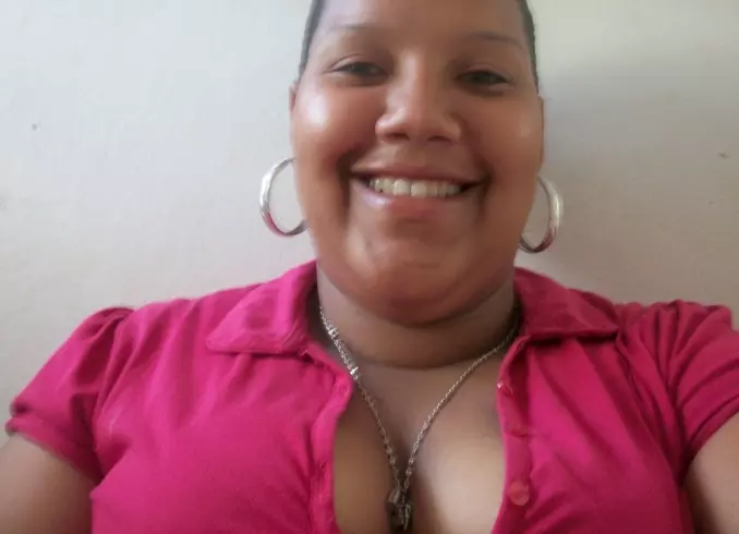 Mujer de 36 busca hombre para hacer pareja en Santiago, República Dominicana