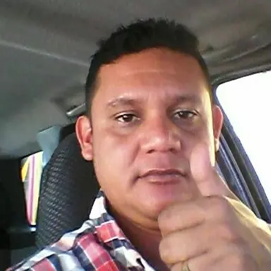 Hombre de 41 busca mujer para hacer pareja en Bucaramanga, Colombia