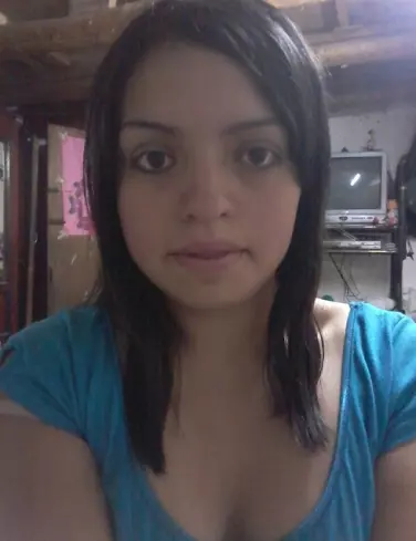 Chica de 27 busca chico para hacer pareja en Cuenca, Ecuador