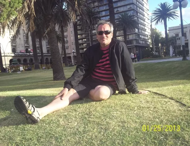 Hombre de 55 busca mujer para hacer pareja en Montevideo, Uruguay