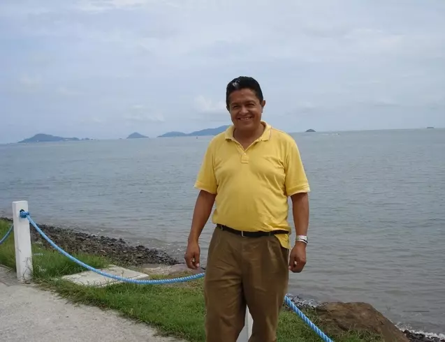 Hombre de 68 busca mujer para hacer pareja en Panamá, Panamá