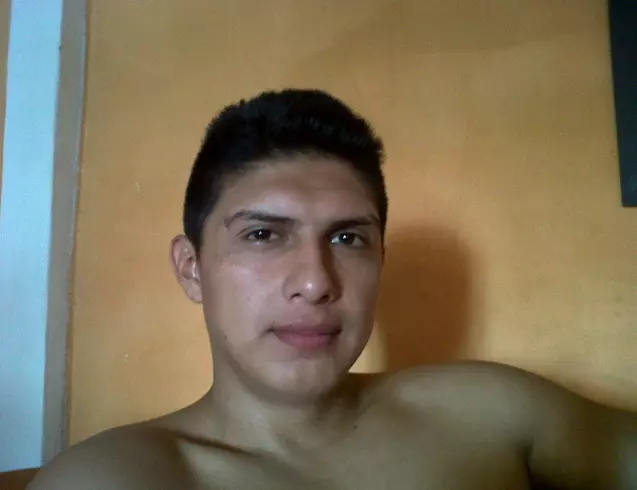 Chico de 34 busca chica para hacer pareja en Rosa Zárate, Ecuador