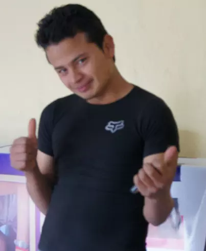 Chico de 32 busca chica para hacer pareja en Azogues, Ecuador