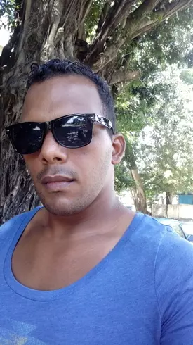 Chico de 26 busca chica para hacer pareja en Santa clara, Cuba