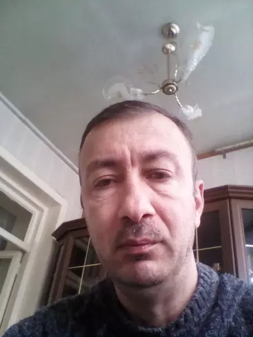 Hombre de 53 busca mujer para hacer pareja en Genja, Azerbayán