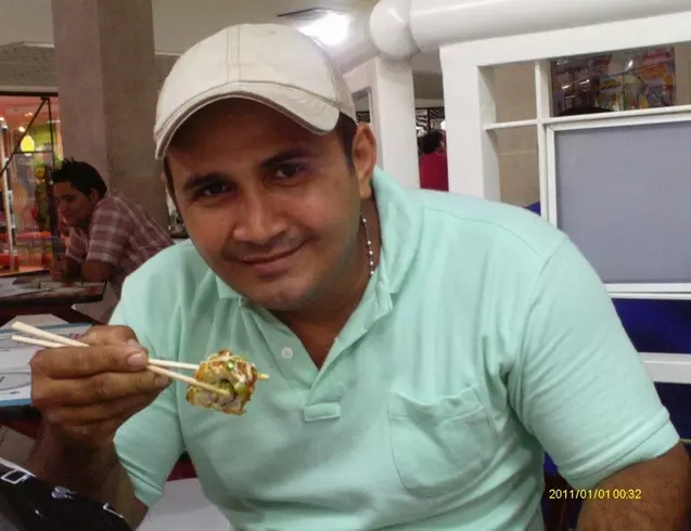 Hombre de 46 busca mujer para hacer pareja en Maracaibo, Venezuela