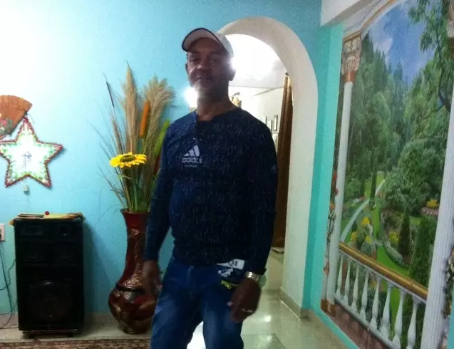 Hombre de 46 busca mujer para hacer pareja en SANTIAGO DE CUBA, Cuba