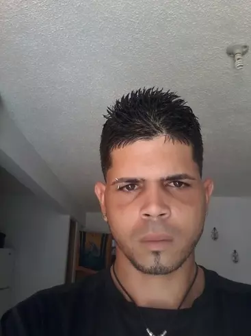 Hombre de 36 busca mujer para hacer pareja en Dallas, Puerto Rico