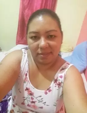 Mujer de 48 busca hombre para hacer pareja en Tegucigalpa, Honduras