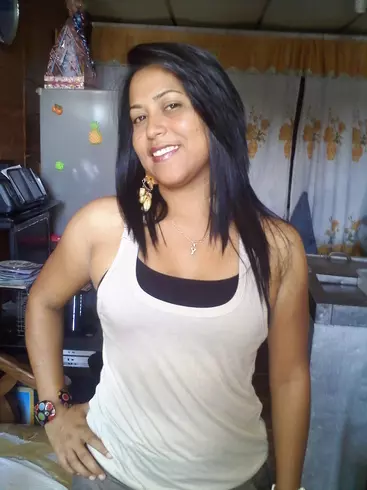 Mujer de 40 busca hombre para hacer pareja en Valencia, Venezuela