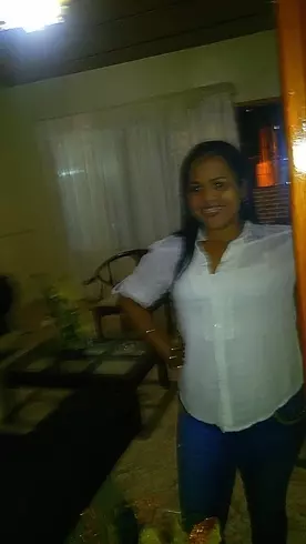 Mujer de 38 busca hombre para hacer pareja en Vargas, Venezuela