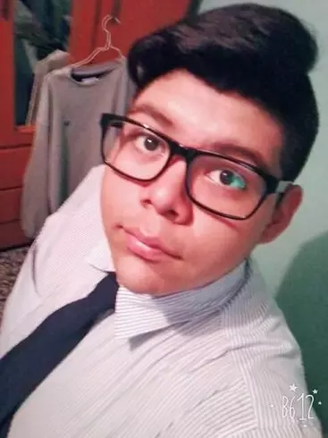 Chico de 24 busca chica para hacer pareja en capital, Guatemala