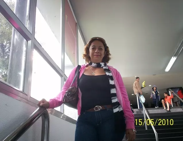 Mujer de 62 busca hombre para hacer pareja en Guatire, Venezuela