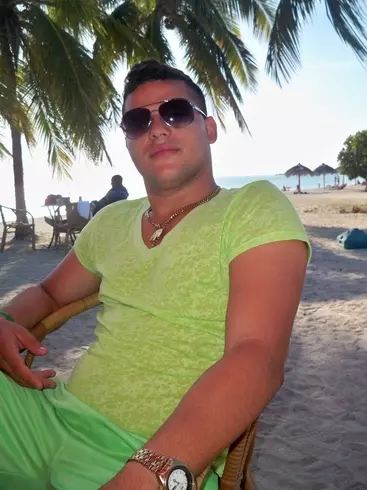 Chico de 28 busca chica para hacer pareja en La Habana, Cuba