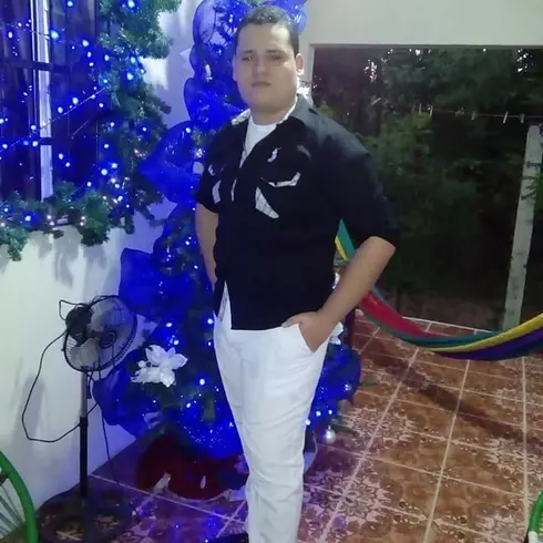 Chico de 25 busca chica para hacer pareja en Progreso, Yoro, Honduras
