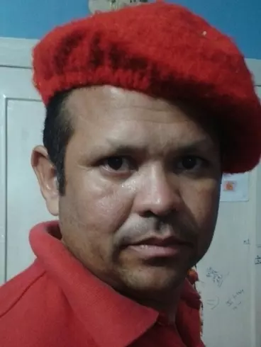 Hombre de 43 busca mujer para hacer pareja en Cabimas, Venezuela