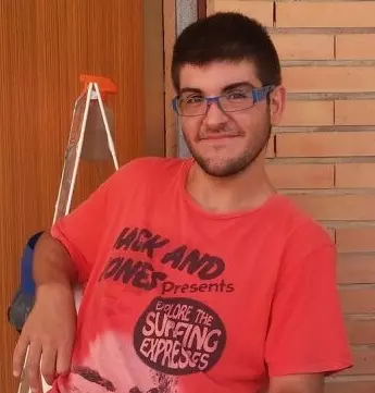 Chico de 29 busca chica para hacer pareja en Valencia, España