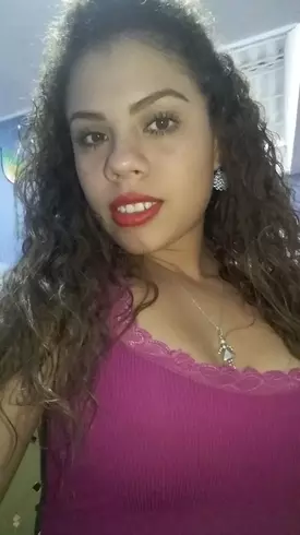 Chica de 28 busca chico para hacer pareja en Bucaramanga, Colombia